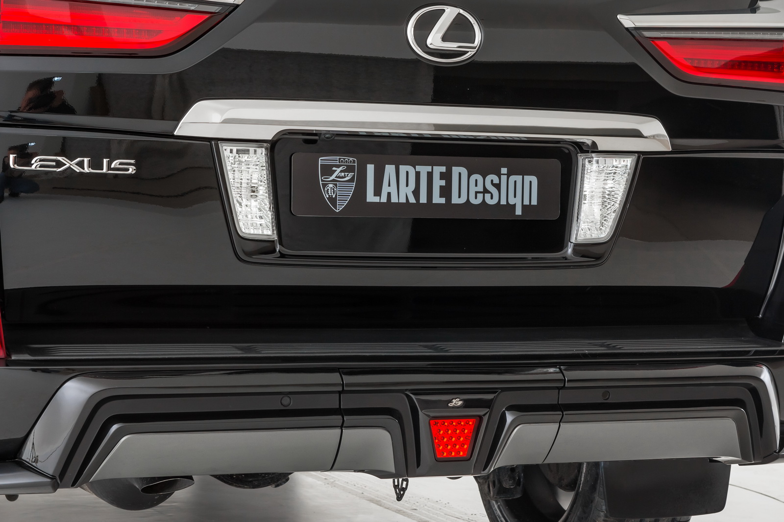 16-05-02-gallery-lexus-lx-larte-07 16-05-02-gallery-lexus-lx-larte-07